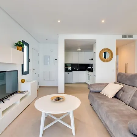 Jolie A 200 M De La Apartment *