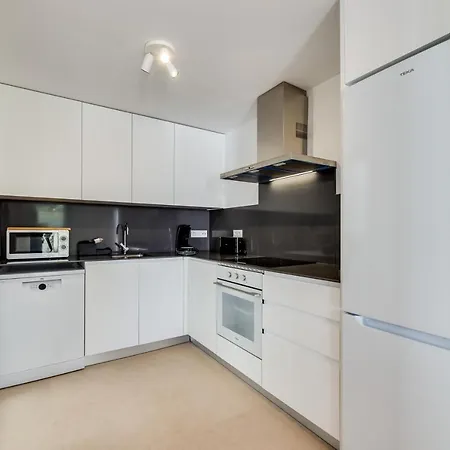 Jolie A 200 M De La Apartment Estepona
